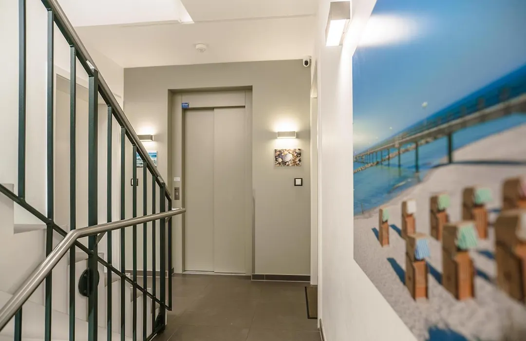 Baltic House Sandburg-1